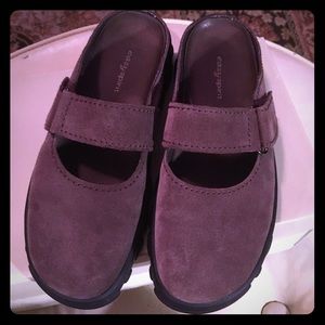 Easy spirit size 7 suede Mary Jane clog
